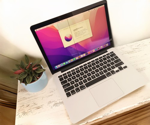 Apple macbook pro 2015 7 - i5,