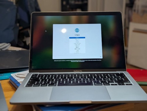 Macbook pro 16gb - i5,