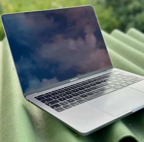 Apple macbook pro i5 - apple,