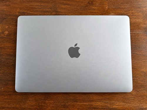 Apple macbook pro 20 - pro, ‘20