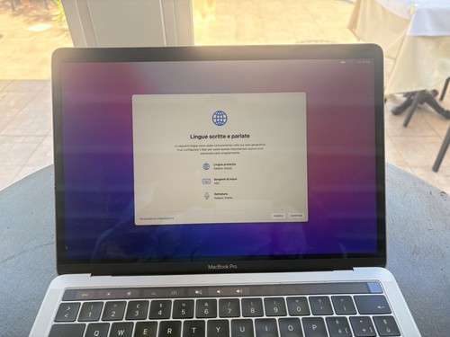 Macbook pro 2018 2 - macbook,