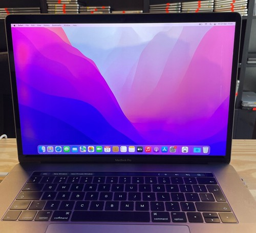 Apple macbook pro a1707 i7 - 15,